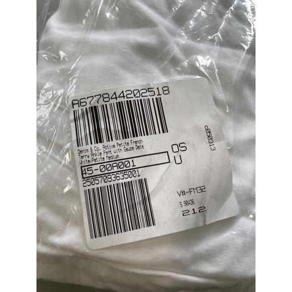 Denim and Co Active Petite French Terry Ankle Pant with Gauze Detail Size Medium - Picture 2 of 8